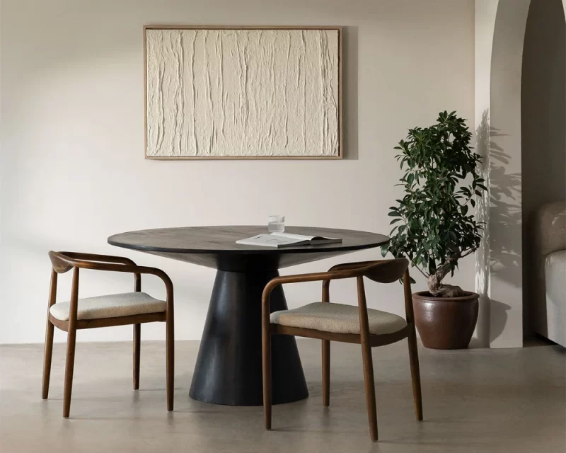 mesa-de-comedor-redonda-en-madera-de-acacia-weymar.webp