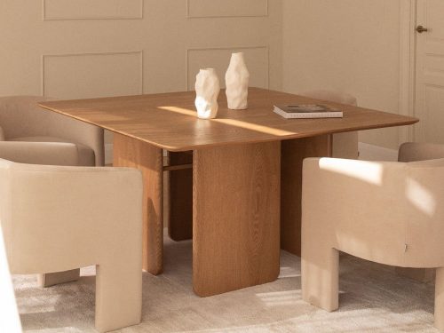Kvadratinis pietų stalas Ginger iš MDF ir uosio lukšto 140x140 cm