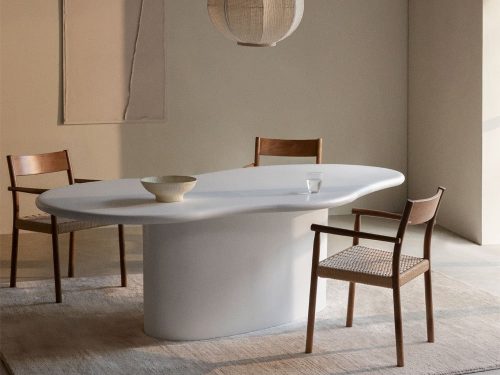 Ovalus pietų stalas 230x130 cm Vaduz iš cemento