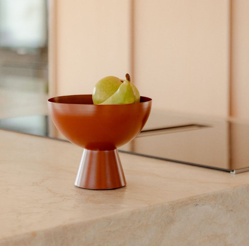 cuenco-decorativo-de-metal-con-base-o-16-cm-eladi AA
