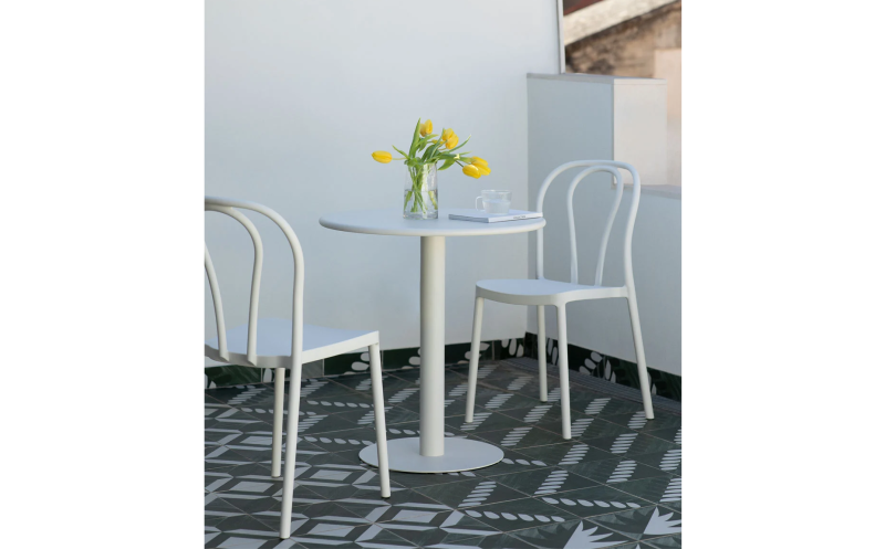 set-de-mesa-redonda-o-70-cm-y-2-sillas-de-jardin-mizzi (5)