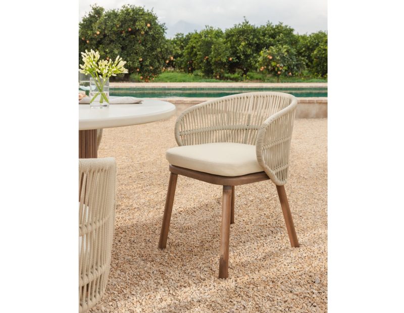 silla-de-jardin-en-madera-de-acacia-y-cuerda-trenzada-capri (1)
