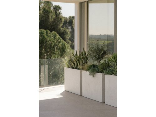 Stačiakampis lauko vazonas NEYRUA | 85×30×70 cm, balta